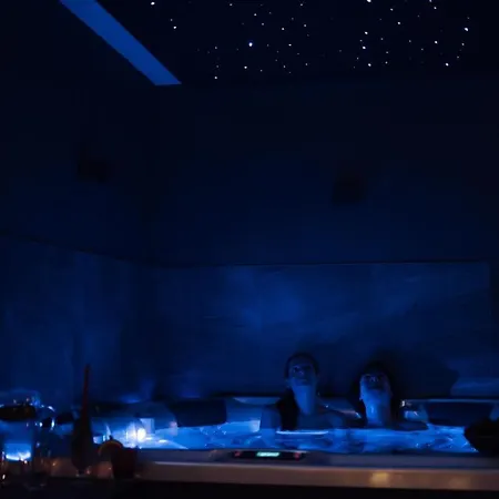 Wellness Relax - Luxusni Love hotel Prága