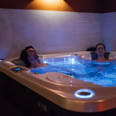 Love hotel Wellness Relax - Luxusni Prága